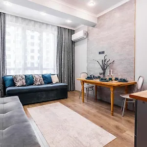 https://5-apartment-almaty.hotels-of-almaty.com